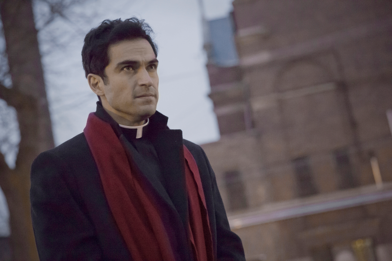 Exorcist star Alfonso Herrera, fighting demons, and precedent. (Photo: Chuck Hodes/Fox)